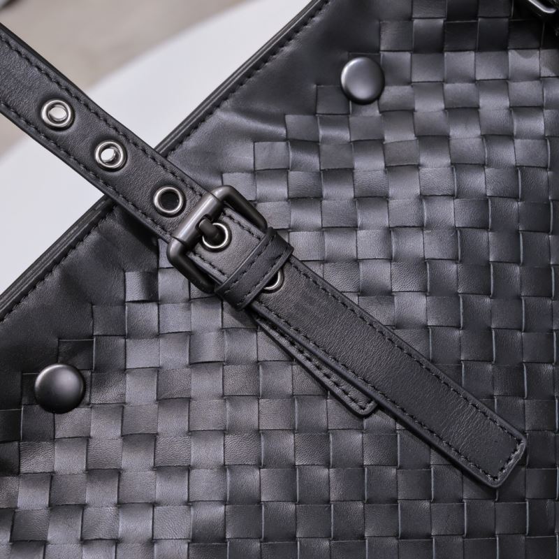 Mens Bottega Veneta Briefcases